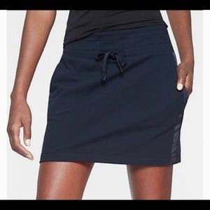 Athleta navy blue metro downtown skirt size LT